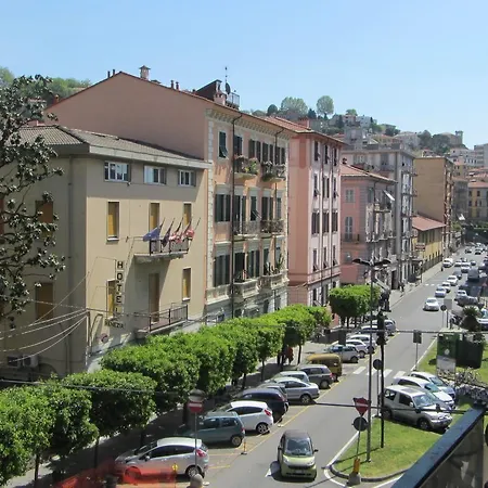 The Old Station Πανσιόν 3*