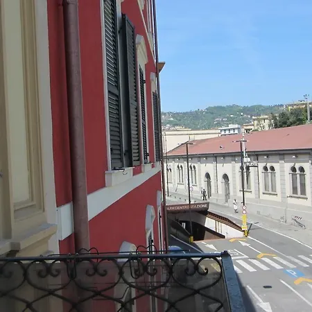 The Old Station Λα Σπέτσια